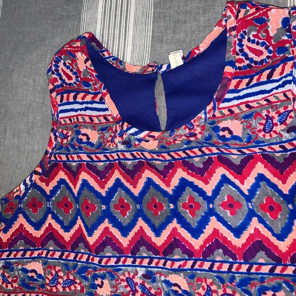 Colorful Top - Picture 2 of 4